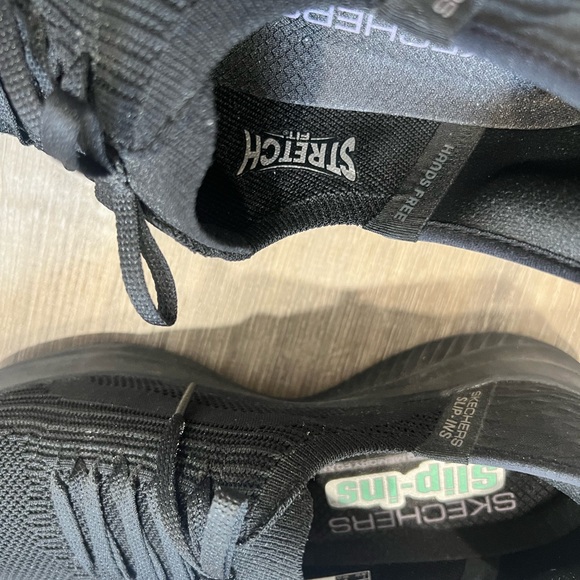 SKECHERS slip-ins - Picture 5 of 5